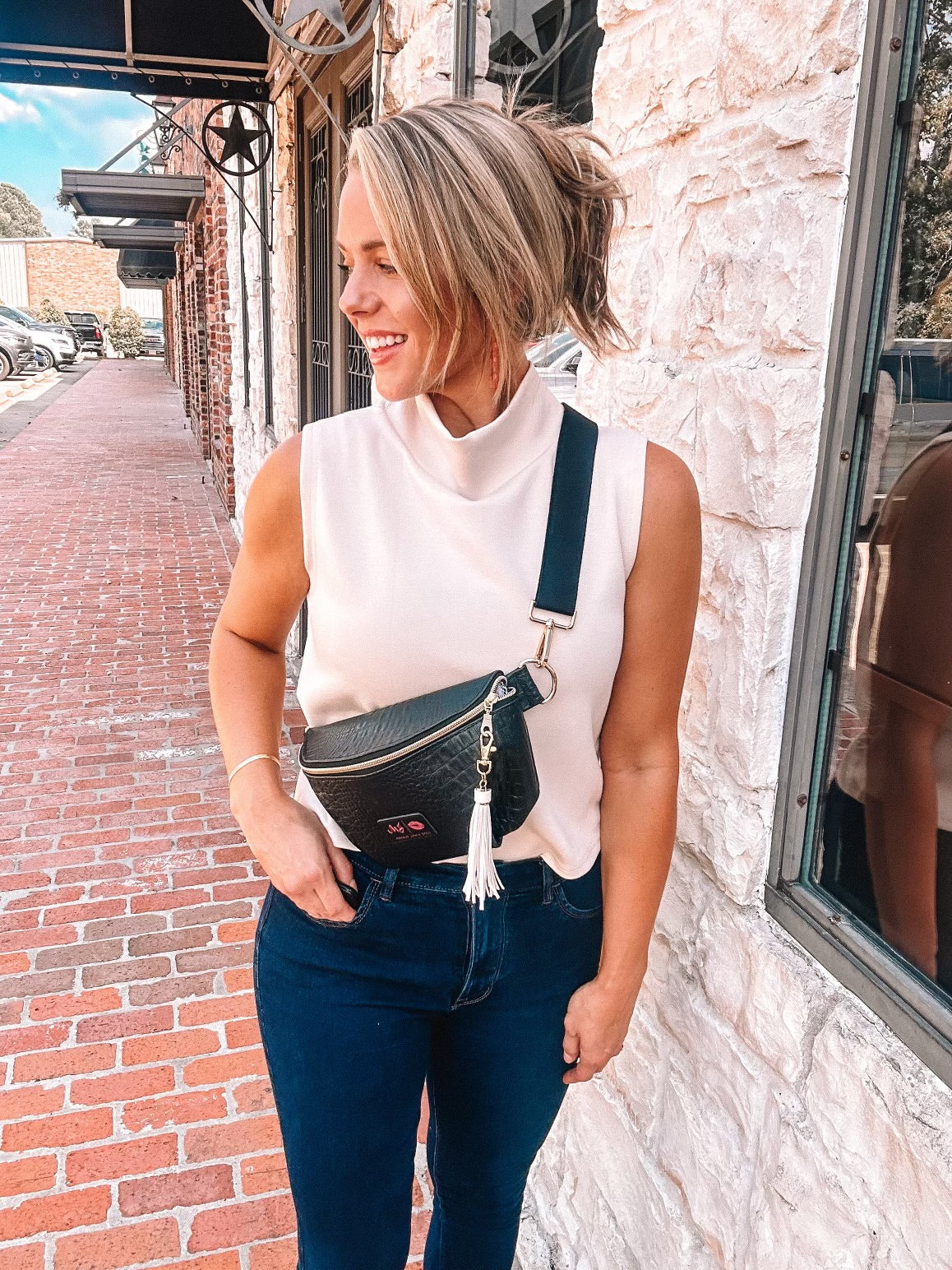 Sidekick Bag Shade of Onyx (Comes with a basic onyx strap. Please check out our selection of additional decorative straps for purchase.)