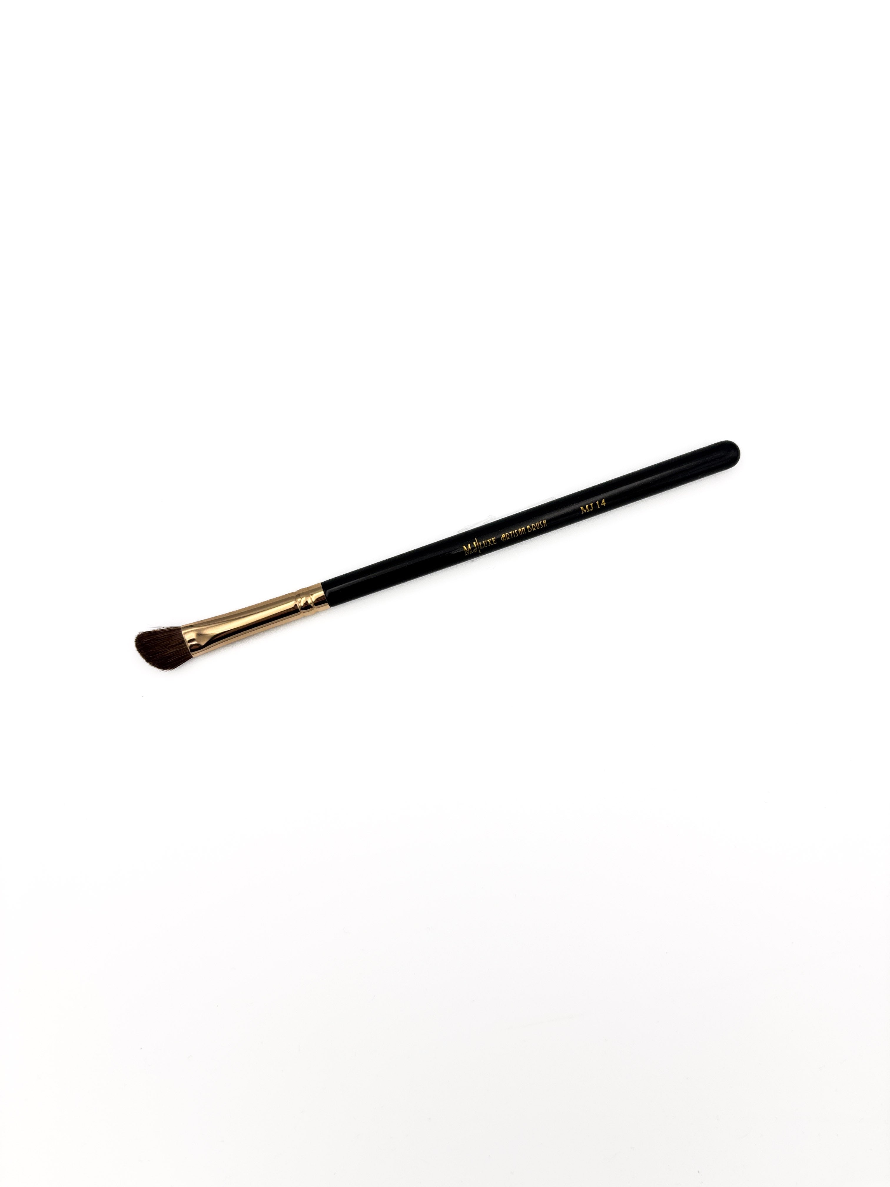 MJ 14 Luxe Artisan Angled corner eyeshadow brush