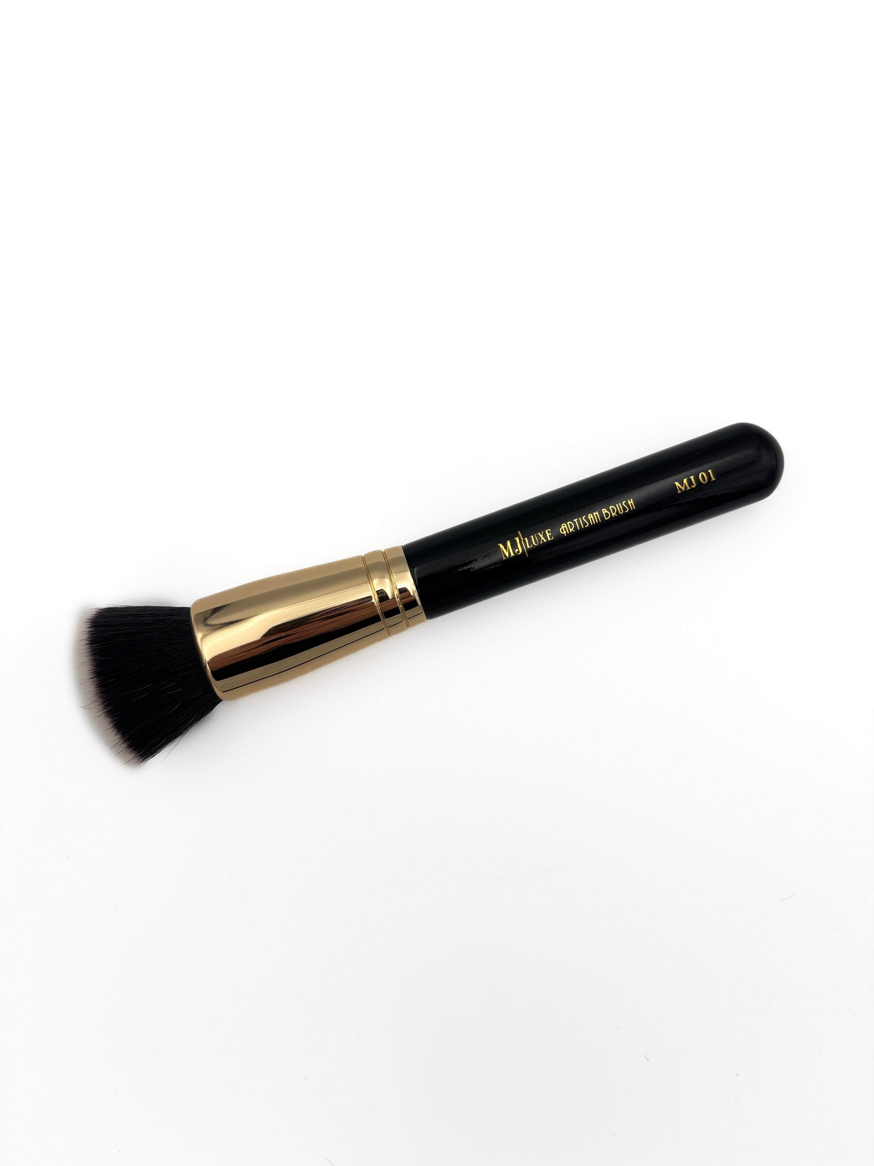 MJ 01 Luxe Artisan Foundation Brush