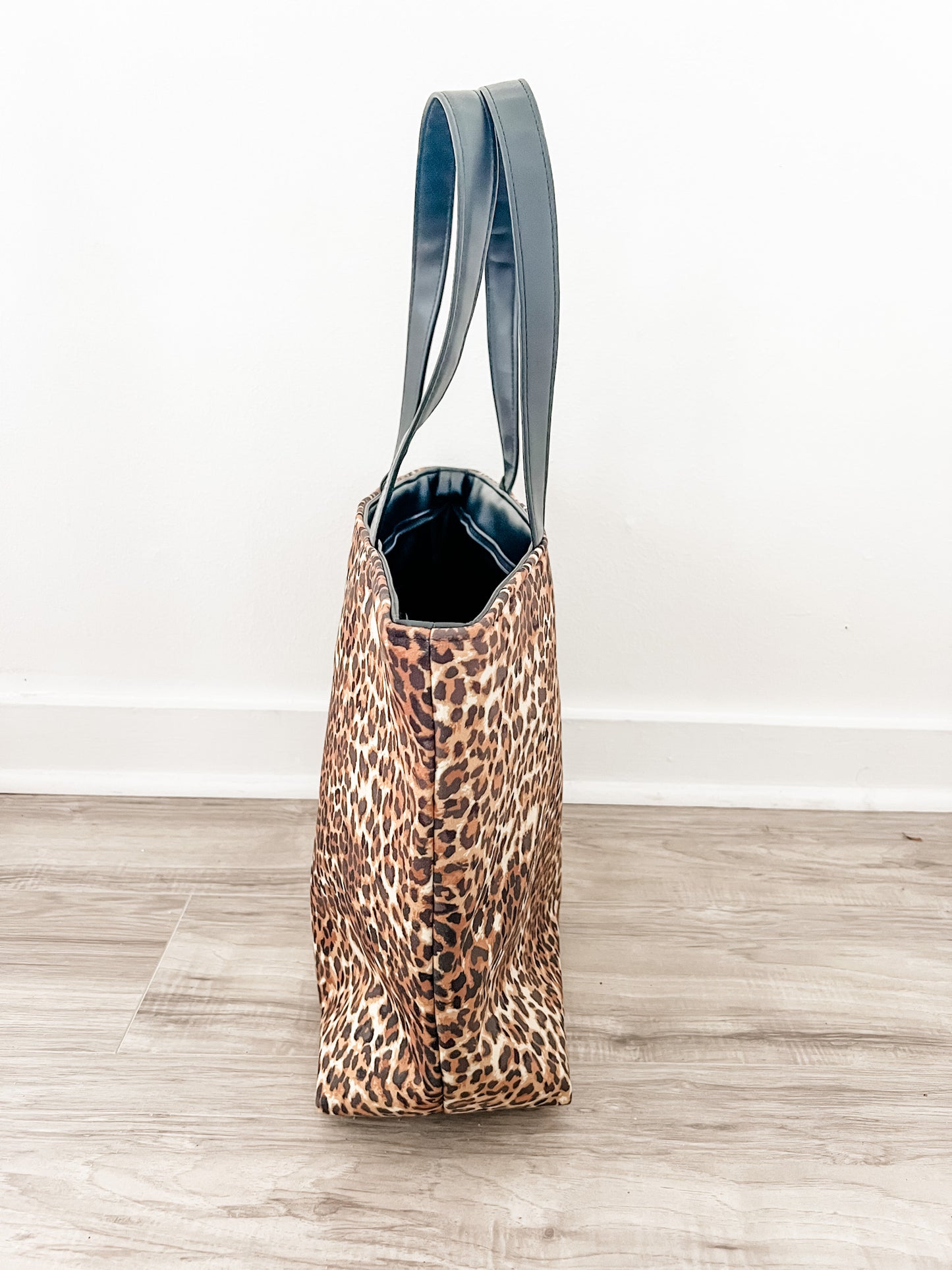 Lady Leopard Tote