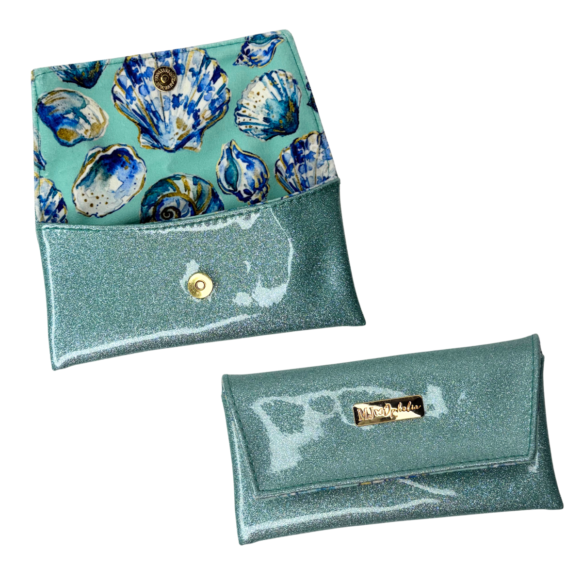 Pretty Little Shells - The Ophelia Edition (Please allow 14 business days for your order to ship)