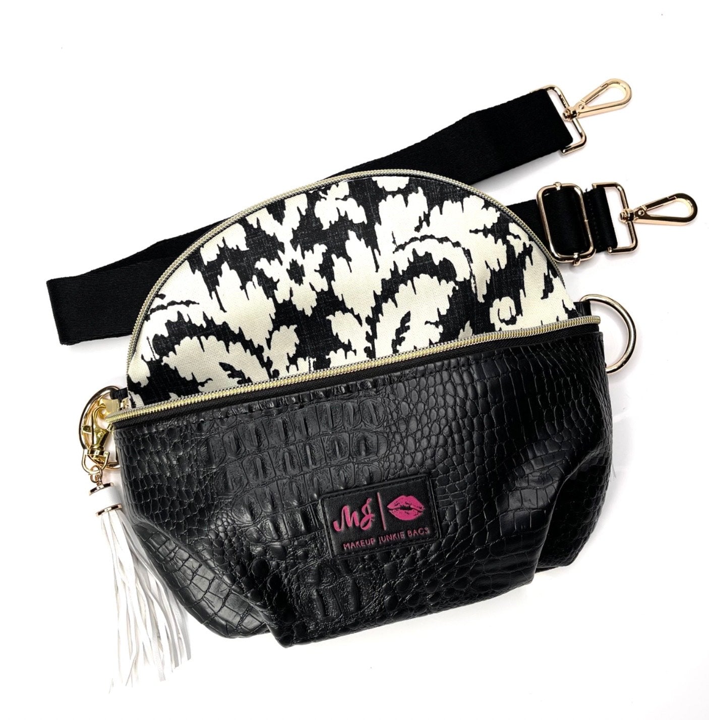Sidekick Bag Shade of Onyx (Comes with a basic onyx strap. Please check out our selection of additional decorative straps for purchase.)