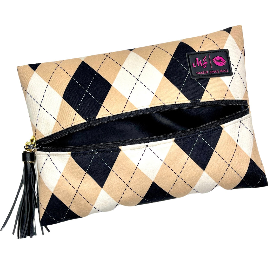 Make Up Junkie  Black Tassel main image 1